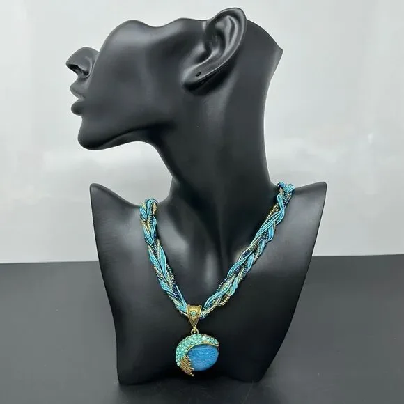 String necklace with pendant - Picture 1 of 2